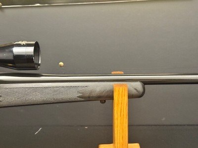 ***LIKE NEW*** WEATHERBY MARK V 270 WBY MAG FIBERMARK WITH WEATHERBY PREMIER 3X9X40 SCOPE - Image 4 of 12
