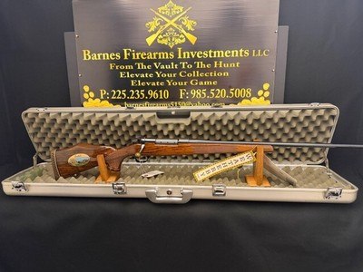 ***NEW IN CASE*** WEATHERBY MARK V 35TH ANNIVERSARY 300 WBY MAG