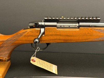 ****VERY GOOD// EXCELLENT CONDITION*** WEATHERBY MARK V VARMITMASTER 22-250 - Image 3 of 15