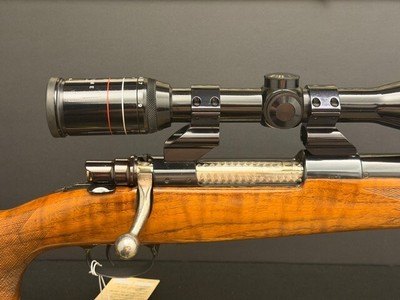 ***EXCELLENT CONDITION RARE COLLECTORS GRADE*** BELGIUM MADE WEATHERBY 300 WBY MAG - Image 3 of 16