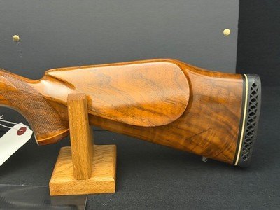 ***EXCELLENT CONDITION RARE COLLECTORS GRADE*** BELGIUM MADE WEATHERBY 300 WBY MAG - Image 8 of 16