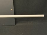 ****WEATHERBY MARK V STAINLESS 270 WBY MAGNUM - 5 of 14