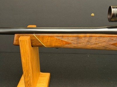 *****EXCELLENT CONDITION **** WEATHERBY SOUTHGATE HAS CUSTOM STOCK WITH INLAYS MAUSER ACTION 300 WBY MAG. - Image 9 of 14