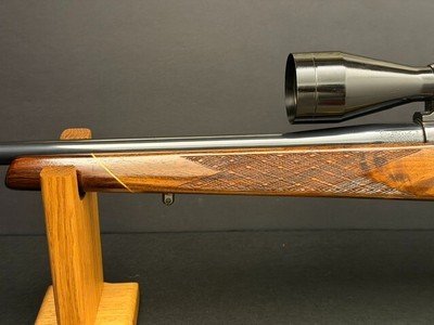 ***EXCELLENT COLLECTORS CONDITION **** WEATHERBY MARK V 300 WBY MAGNUM GERMAN MADE - Image 8 of 14