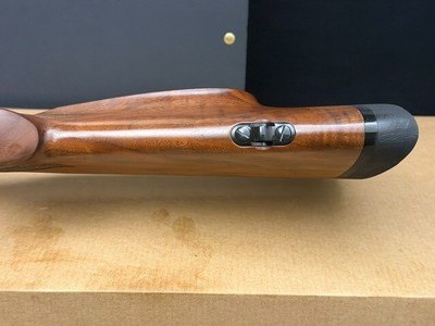 ***NIB*** WINCHESTERMODEL 70 375 H&H SAFARI EXPRESS - Image 12 of 17