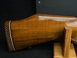***EXCELLENT COLLECTORS*** WEATHERBY MARK V WEST GERMAN 300 WBY MAG - Image 2 of 15