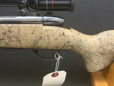 *****EXCELLENT CONDITION **** WEATHERBY MARK V 300 WBY MAG WITH **WEATHERBY 3X9X44 SCOPE** - Image 7 of 16