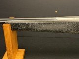 **** RARE EXCELLENT CONDITION**** WEATHERBY MARK V 223 REM ACCUMARK - Image 8 of 13