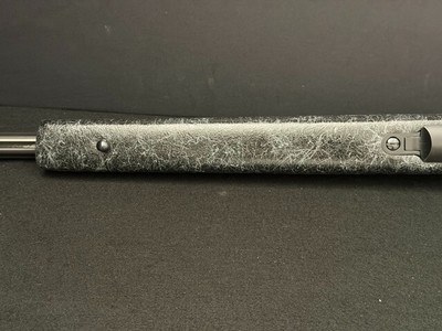 **** RARE EXCELLENT CONDITION**** WEATHERBY MARK V 223 REM ACCUMARK - Image 12 of 13