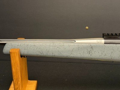 ****RARE ULTRALIGHT***WEATHERBY MARK V 308 WIN. - Image 7 of 12