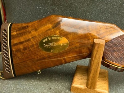 ***** RARE**BICENTENNIAL**** WEATHERBY MARK V 270 WBY MAGNUM IN WBY CASE - Image 4 of 17