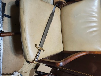 brown& tetley
bayonet