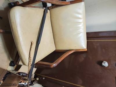 robert
brown
harpoon /bomb
lance