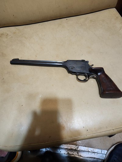 harrington & richardson
usra
.22 lr