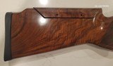 Pre-Owned Caesar Guerini Invictus V Impact Gold Over/Under 12 ga. 32