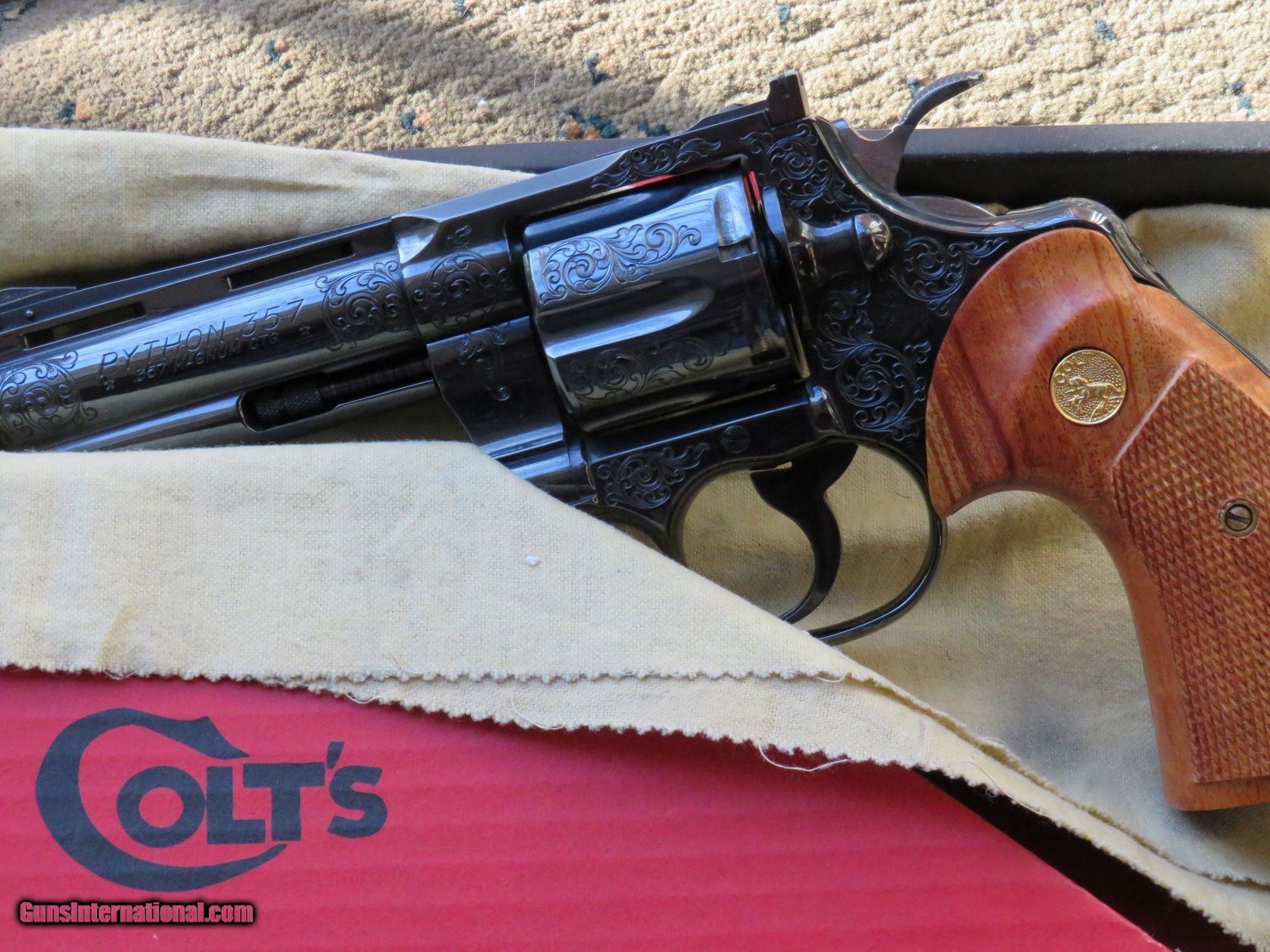 COLT PYTHON B engraved 357