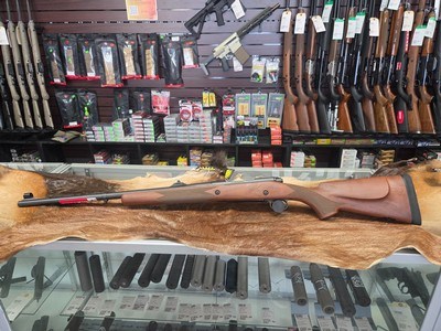 WINCHESTER MODEL 70 SAFARI EXPRESS .416 REM MAG - Image 6 of 13