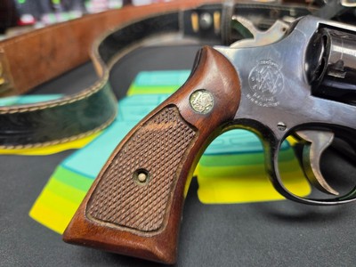 SMITH & WESSON 10-5 .38 S&W SPECIAL - Image 7 of 9