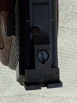 Colt Woodsman Match Target .22lr - 11 of 11