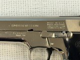 Smith & Wesson Model 39-2 9mm
Smith & Wesson Model 59 9mm - 5 of 17