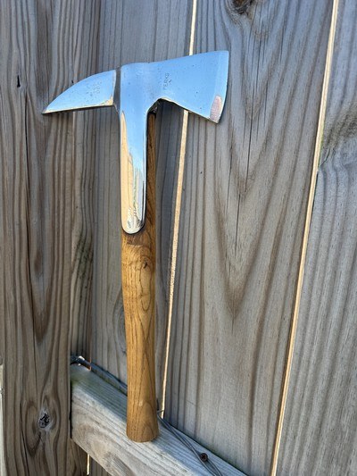 Perks H98 Firemans Axe - Image 2 of 4