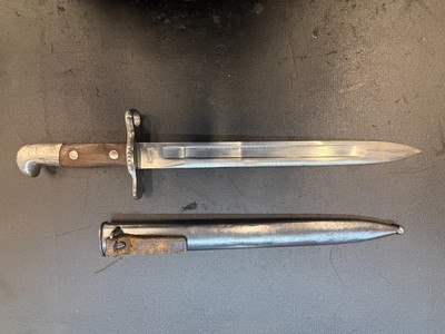 Variety of Military Bayonets - Image 15 of 17