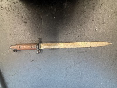 Variety of Military Bayonets - Image 9 of 17