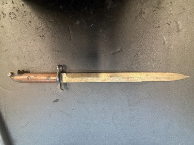 Variety of Military Bayonets - Image 8 of 17
