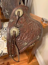 TEXAS RANGER HIGH BACK SADDLE OUTLINED STARS BOHLIN BUCKLE STRAP. - 3 of 10