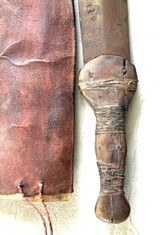EXCEPTIONAL MID-1800’s BLACKFOOT DAG-KNIFE & BEADED SHEATH. - 6 of 7
