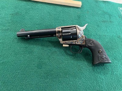 Colt SAA in 45 - excellent condition