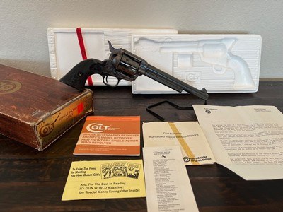 Minty 1978 Colt SAA 3rd Gen, 7.5