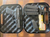 Glock 23 Gen 4 .40 Caliber - 1 of 8