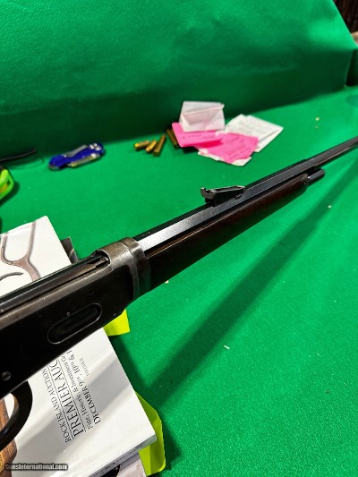 1894 Winchester rifle take down, half round 26 inch threaded for maxim silencer with cap . 32 win special. - Image 13 of 14