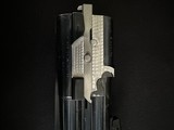 Beretta 694 Sporting 12 ga LH Bfast Adj Comb Like New - 9 of 10