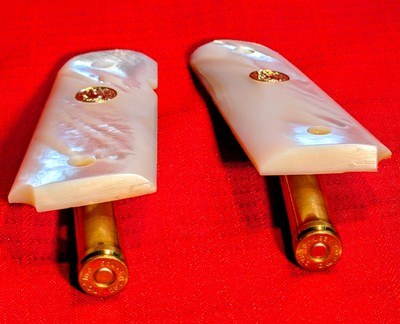 Colt Custom Shop MOP full size grips - Image 4 of 5