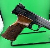 1972 - SMITH & WESSON, MODEL 41, .22 CAL., RARE -5 1/2