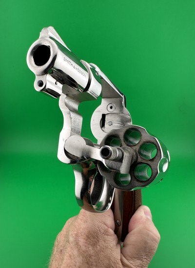 COLLECTOR QUALITY- SMITH & WESSON MODEL 10-5, NICKEL, 2 INCH SNUB, W/ FACTORY BOX, SERIALIZED WALNUT GRIP & PAPERWORK - Image 12 of 14