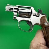 COLLECTOR QUALITY- SMITH & WESSON MODEL 10-5, NICKEL, 2 INCH SNUB, W/ FACTORY BOX, SERIALIZED WALNUT GRIP & PAPERWORK - Image 7 of 14