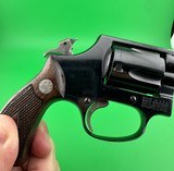 HIGHLY COLLECTABLE- SMITH & WESSON, 1961, MODEL 32-1 "TERRIER" FLAT LATCH, .38 S&W CARTRIDGE, W/ SERIALIZED GRIPS, FACTORY BOX & PAPERS - Image 6 of 13