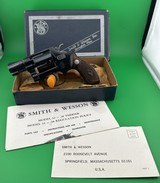 HIGHLY COLLECTABLE- SMITH & WESSON, 1961, MODEL 32-1 "TERRIER" FLAT LATCH, .38 S&W CARTRIDGE, W/ SERIALIZED GRIPS, FACTORY BOX & PAPERS - Image 1 of 13