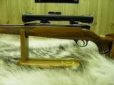 WEATHERBY MARK V DELUXE RIFLE CAL: 300 WBY MAG GERMAN MANF:
COLLECTOR QUALITY 99%++++ - 6 of 10