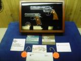 COLT DOUBLE DIAMOND SET
"PYTHON 357 AND OFFICERS 45"
100% CASED! - 1 of 16