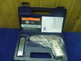 COLT MKIV SERIES 80 GOLD CUP NATIONAL MATCH, 45 ACP "ULTIMATE" BRIGHT STAINLESS STEEL - 1 of 8