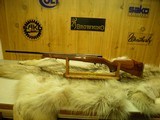 WEATHERBY MARK V DELUXE VARMINTMASTER CAL: 22/250 NEW AND UNFIRED IN WEATHERBY BOX!! - 8 of 13