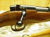 WEATHERBY MARK V DELUXE VARMINTMASTER CAL: 22/250 NEW AND UNFIRED IN WEATHERBY BOX!! - 5 of 13