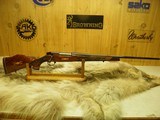 WEATHERBY MARK V CUSTOM SHOP
WITH BEAUTIFUL UPGRADES CAL 300 WBY MAG UNFIRED!! - 1 of 12
