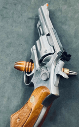Smith & Wesson 66-2 .357 Mag 4