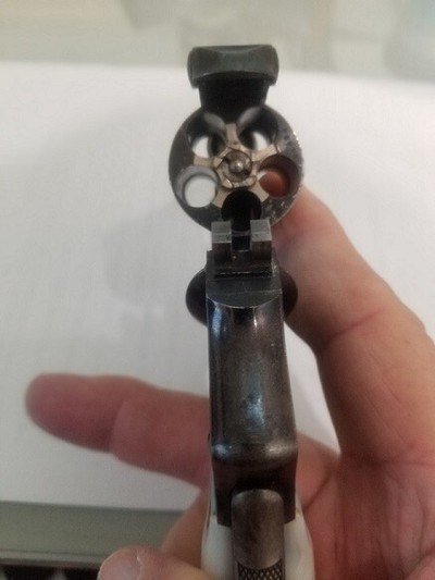 Great Collector Weapon **Smith and Wesson 32 Safety, Hammerless 2nd Model with pearl grips.  - Image 4 of 6