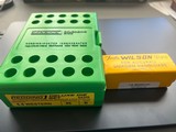 LIKE NEW REDDING 6.8 WESTERN DELUXE 3 DIE SET WITH WILSON CASE GUAGE - Image 1 of 3